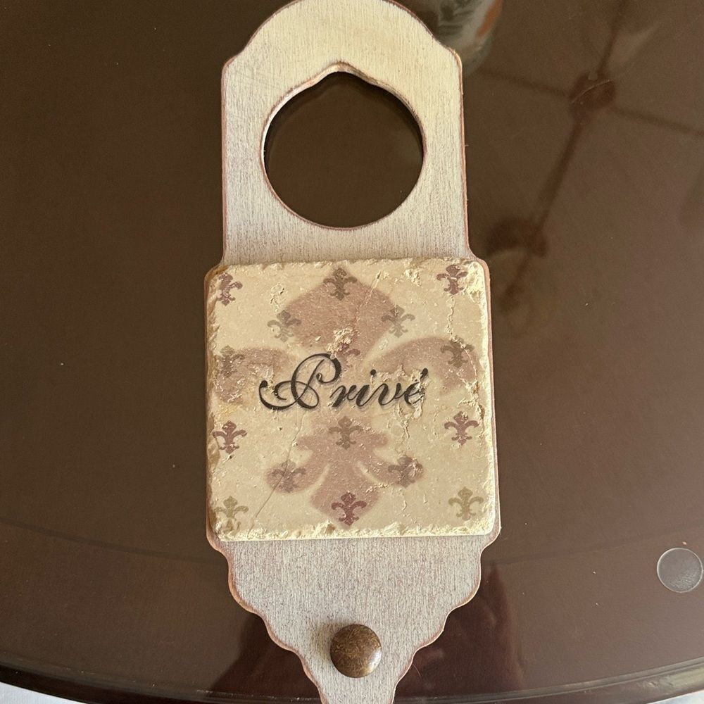Prive’ Door Hanger Sign! - Picture 6 of 6